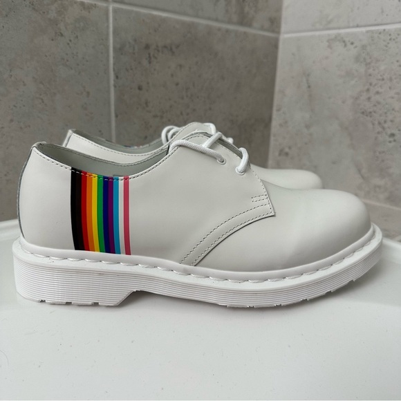 Dr. Martens 1461 Pride Oxford Shoes Size 8 Men/9 Women - Picture 2 of 16